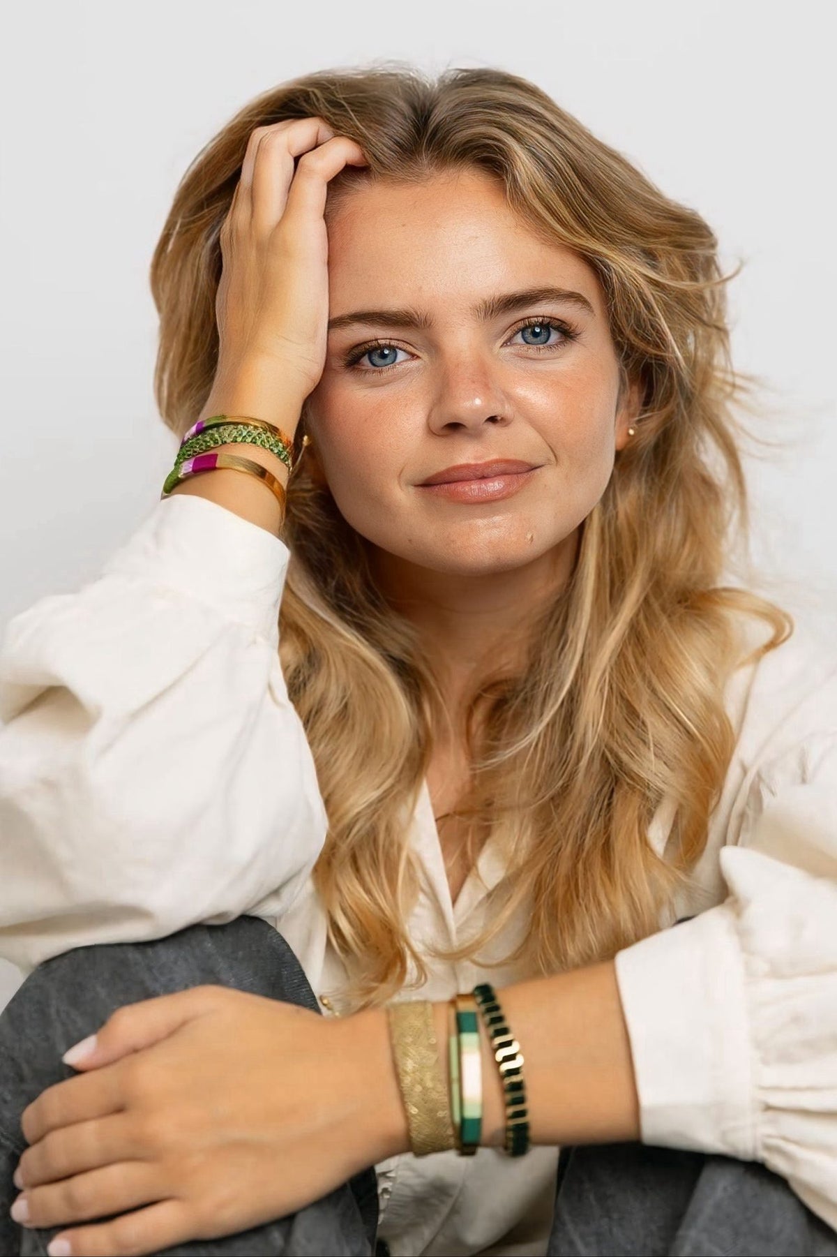 Pulseiras Kapim coloridas ao pulso